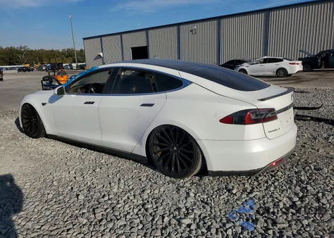 2013 Tesla Model S from USA, damaged, VIN 5YJSA1CP2DFP10464